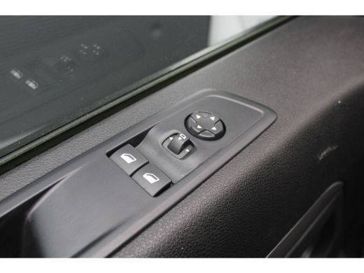 Opel Vivaro 2.0 HDI 180pk EAT8 L3 | Automaat | Navigatie | 3-Zits | Long | Climate control | Stuurverwarming ... ActivLease financial lease