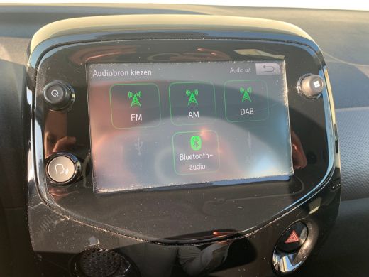 Peugeot 108 1.0 e-VTi Allure Airco | AppleCarplay/ Andoird Auto | Camera | DAB | LMV 15" | ActivLease financial lease