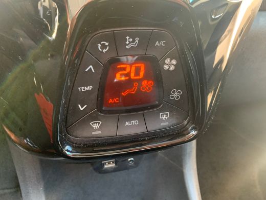 Peugeot 108 1.0 e-VTi Allure Airco | AppleCarplay/ Andoird Auto | Camera | DAB | LMV 15" | ActivLease financial lease