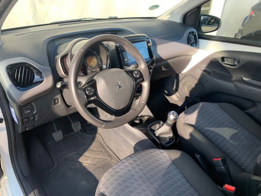 Peugeot 108 1.0 e-VTi Allure Airco | AppleCarplay/ Andoird Auto | Camera | DAB | LMV 15" | ActivLease financial lease