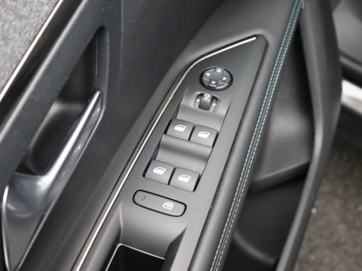 Peugeot 3008 1.2 PureTech Allure Pack Business | Achteruitrijcamera | Apple Carplay/Android Auto|telefooninteg... ActivLease financial lease