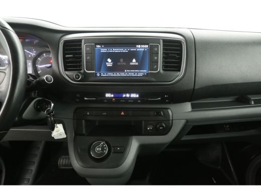 Peugeot Expert 2.0 BlueHDI 122PK L2H1 | Aut. | Clima | Camera | 3 Zits | Carplay | Stoelverw. | Parkeersens. ActivLease financial lease