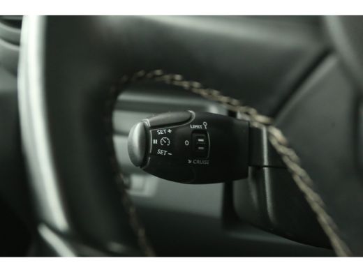 Peugeot Expert 2.0 BlueHDI 145PK L3H1 | Airco | Cruise | 3 Zits | Parkeersens. ActivLease financial lease