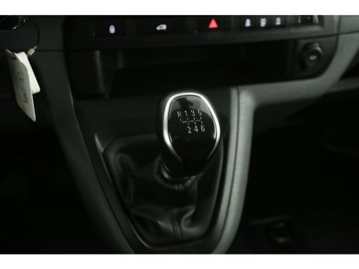 Peugeot Expert 2.0 BlueHDI 145PK L3H1 | Airco | Cruise | 3 Zits | Parkeersens. ActivLease financial lease