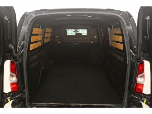 Peugeot Partner 1.5 BlueHDI 102PK L2 | Airco | Cruise | Carplay | 3 Zits | Parkeersens. | Trekhaak ActivLease financial lease