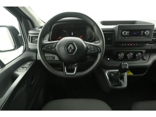 Renault Trafic 2.0 dCi 150PK L2H1 | Aut. | Airco | Cruise | 3 Zits | Trekhaak | Stoelverw. | Parkeersens. ActivLease financial lease