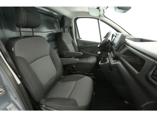 Renault Trafic 2.0 dCi L2H1 | Airco | Cruise | Trekhaak | Carplay | Parkeersens. ActivLease financial lease