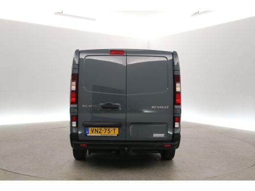 Renault Trafic 2.0 dCi L2H1 | Airco | Cruise | Trekhaak | Carplay | Parkeersens. ActivLease financial lease