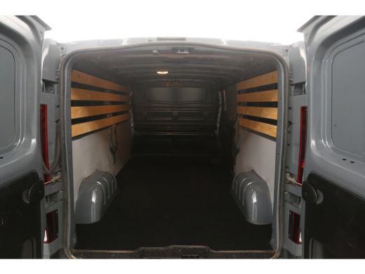 Renault Trafic 2.0 dCi L2H1 | Airco | Cruise | Trekhaak | Carplay | Parkeersens. ActivLease financial lease