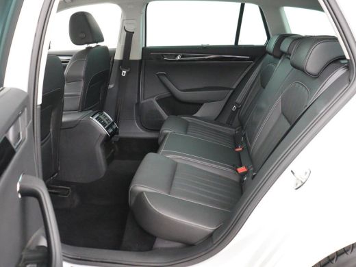 Skoda Superb 1.4 TSI iV Laurin & Klement | Panoramadak | Stoelventilatie | Leder | Trekhaak | Canton Sound | V... ActivLease financial lease