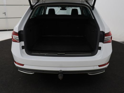 Skoda Superb 1.4 TSI iV Laurin & Klement | Panoramadak | Stoelventilatie | Leder | Trekhaak | Canton Sound | V... ActivLease financial lease