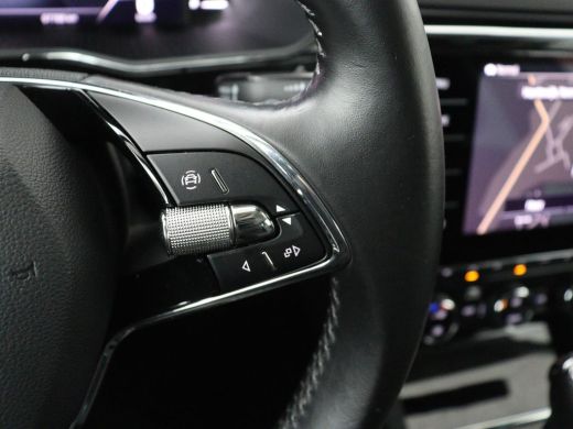 Skoda Superb 1.4 TSI iV Laurin & Klement | Panoramadak | Stoelventilatie | Leder | Trekhaak | Canton Sound | V... ActivLease financial lease