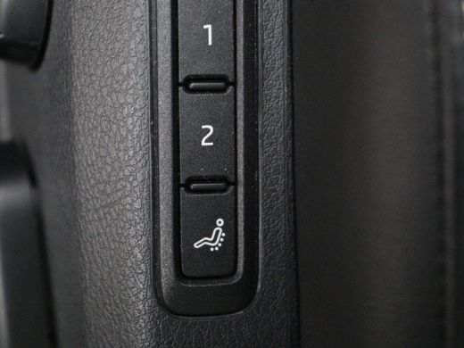 Skoda Superb 1.4 TSI iV Laurin & Klement | Panoramadak | Stoelventilatie | Leder | Trekhaak | Canton Sound | V... ActivLease financial lease