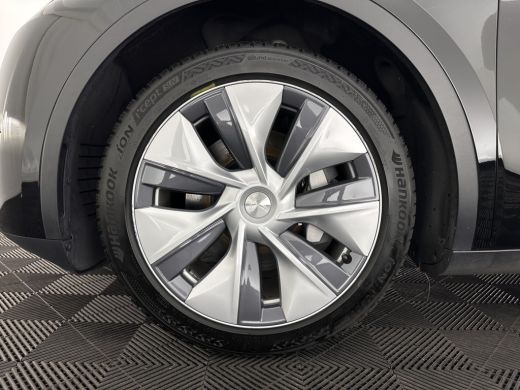 Tesla Model Y RWD 58 kWh [ 3-Fase-11kW ] {SOH-93%} (INCL-BTW) Aut. *HEATPUMP | PANO | LEATHER | AUTO-PILOT | NA... ActivLease financial lease