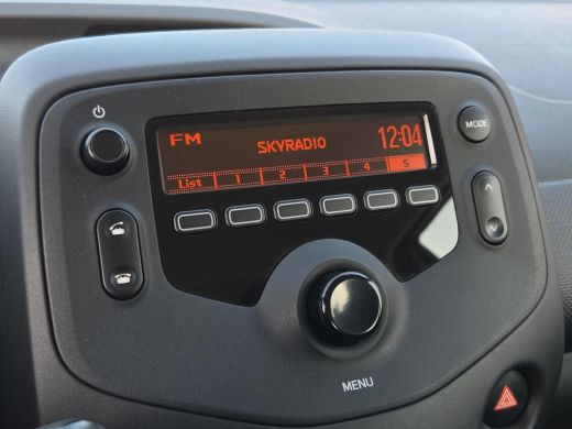 Toyota Aygo 1.0 VVT-i x-fun | Airco | Bluetooth | Rijklaarprijs incl. garantie | ActivLease financial lease