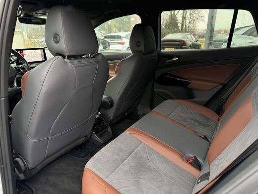 Volkswagen ID.4 Aut. First Edition 77 kWh | SoH 90% | Navi | Camera | ActivLease financial lease