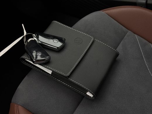 Volkswagen ID.4 Aut. First Edition 77 kWh | SoH 90% | Navi | Camera | ActivLease financial lease