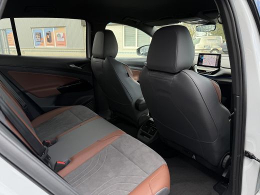 Volkswagen ID.4 Aut. First Edition 77 kWh | SoH 89% | Navi | Camera | ECC ActivLease financial lease