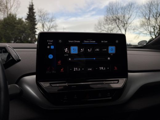 Volkswagen ID.4 Aut. First Edition 77 kWh | SoH 89% | Navi | Camera | ECC ActivLease financial lease