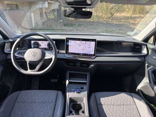 Volkswagen Tayron 1.5 eTSI Life 7p. 7-PERSOONS/TREKHAAK/360CAMERA FABRIEKS GARANTIE ActivLease financial lease