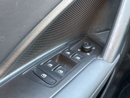 Volkswagen Tayron 1.5 eTSI Life 7p. 7-PERSOONS/TREKHAAK/360CAMERA FABRIEKS GARANTIE ActivLease financial lease