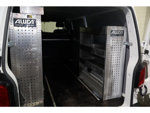 Volkswagen Transporter 2.0 TDI L2 H1 Automaat Inrichting ActivLease financial lease