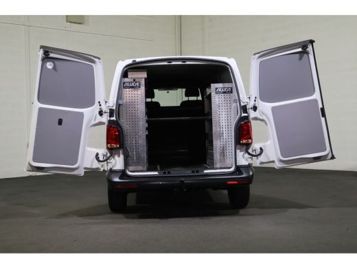 Volkswagen Transporter 2.0 TDI L2 H1 Automaat Inrichting ActivLease financial lease