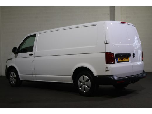 Volkswagen Transporter 2.0 TDI L2 H1 Automaat Inrichting ActivLease financial lease