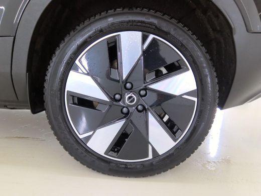 Volvo  C40 Single Motor Extended Range Plus 82 kWh | Trekhaak | PDC V+A en Camera | Keyless Entry - Start | ... ActivLease financial lease