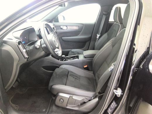 Volvo  C40 Single Motor Extended Range Plus 82 kWh | Trekhaak | PDC V+A en Camera | Keyless Entry - Start | ... ActivLease financial lease