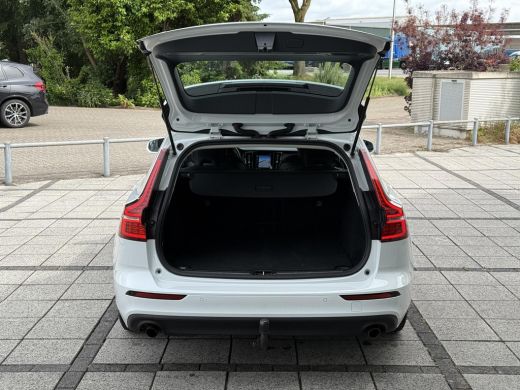 Volvo  V60 2.0 B3 Aut. 163pk MHEV Momentum | Trekhaak | Navi | LED | Camera |  LMV | ActivLease financial lease