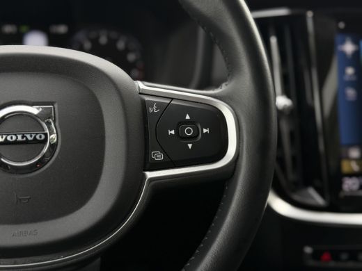Volvo  V60 2.0 B3 Aut. 163pk MHEV Momentum | Trekhaak | Navi | LED | Camera |  LMV | ActivLease financial lease