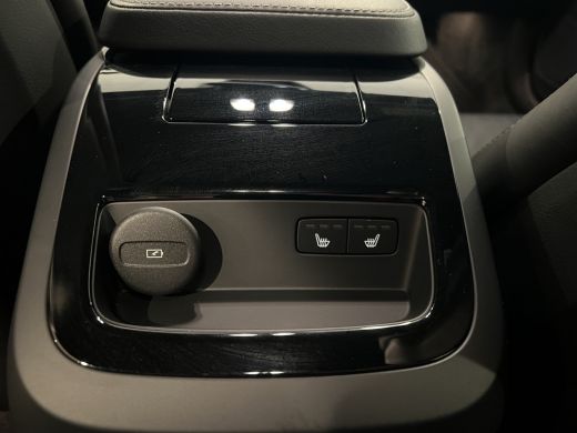 Volvo  V60 2.0 T6 AWD Plus Dark Harmen & Kardon | Verwarmde voorruit, voorstoelen en stuur | Navigatie | ActivLease financial lease