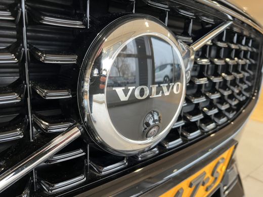 Volvo  V60 2.0 T6 AWD Plus Dark Harmen & Kardon | Verwarmde voorruit, voorstoelen en stuur | Navigatie | ActivLease financial lease