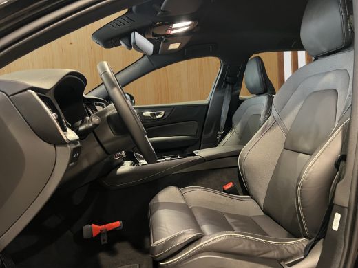 Volvo  V60 2.0 T6 AWD Plus Dark Harmen & Kardon | Verwarmde voorruit, voorstoelen en stuur | Navigatie | ActivLease financial lease
