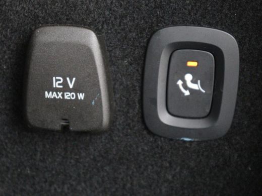 Volvo  V60 2.0 T8 Plug-in AWD Ultimate Bright | Panoramadak | Trekhaak | Leder | Stoelventilatie | 360 Camer... ActivLease financial lease