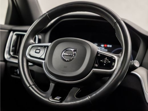 Volvo  V60 2.0 T8 Twin Engine AWD R-Design 391Pk Automaat (PANORAMADAK, MEMORY SEATS, LEDER, STOELVERWARMING... ActivLease financial lease