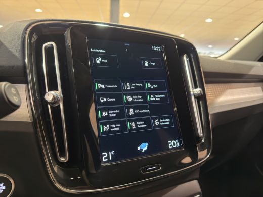 Volvo  XC40 T4 Recharge R-Design Parkeer camera | Parkeer sensoren | Navigatie | Climate control | ActivLease financial lease