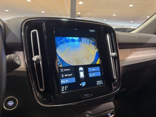 Volvo  XC40 T4 Recharge R-Design Parkeer camera | Parkeer sensoren | Navigatie | Climate control | ActivLease financial lease