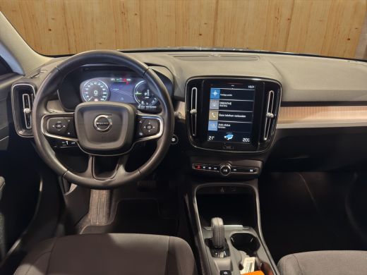 Volvo  XC40 T4 Recharge R-Design Parkeer camera | Parkeer sensoren | Navigatie | Climate control | ActivLease financial lease