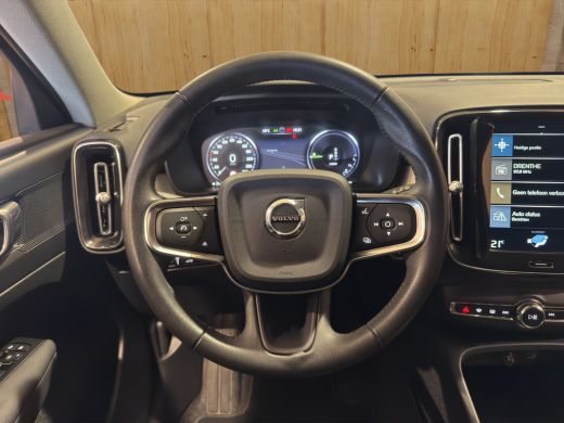 Volvo  XC40 T4 Recharge R-Design Parkeer camera | Parkeer sensoren | Navigatie | Climate control | ActivLease financial lease