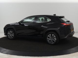 Lexus UX 300e 54 kWh | Alcantara | Adaptive cruise | Carplay | Full LED | Elektrische stoelen | Climate co...