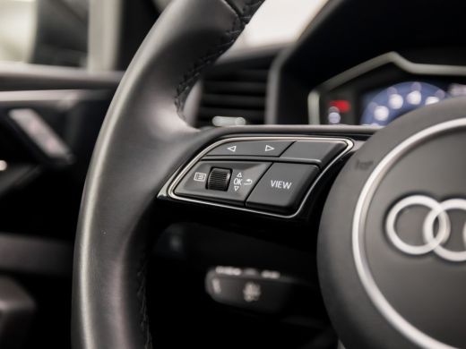 Audi A1 Sportback Sportback 30 TFSI S-Line Sport Automaat (APPLE CARPLAY, GROOT NAVI, CLIMATE, STOELVERWARMING, SPO... ActivLease financial lease