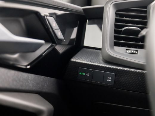 Audi A1 Sportback Sportback 30 TFSI S-Line Sport Automaat (APPLE CARPLAY, GROOT NAVI, CLIMATE, STOELVERWARMING, SPO... ActivLease financial lease