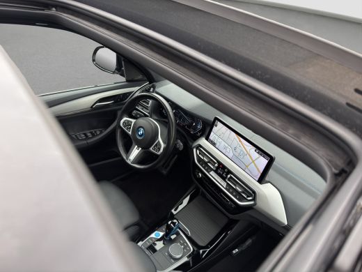 BMW iX3 High Executive 80 kWh | SOH 99% | Pano | HUD | Stuurverwarming | Adap. cruise control | Trekhaak ... ActivLease financial lease