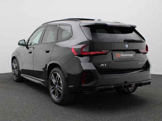 BMW X1 xDrive25e 245PK Aut. M-Sport, Pano-Schuifdak, Keyless, Digital Key, Stoelverwarming, LED verlicht... ActivLease financial lease