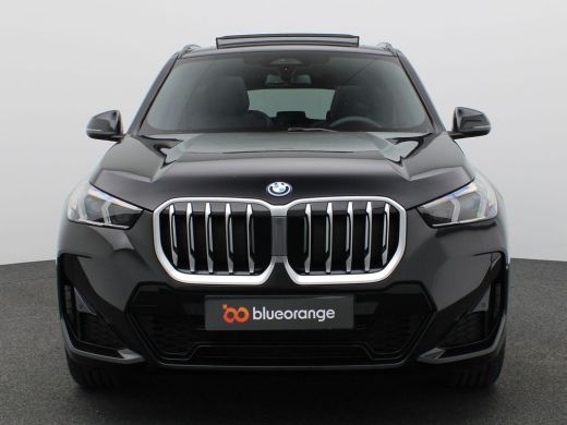 BMW X1 xDrive25e 245PK Aut. M-Sport, Pano-Schuifdak, Keyless, Digital Key, Stoelverwarming, LED verlicht... ActivLease financial lease