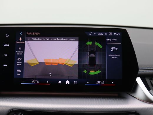 BMW X1 xDrive25e 245PK Aut. M-Sport, Pano-Schuifdak, Keyless, Digital Key, Stoelverwarming, LED verlicht... ActivLease financial lease