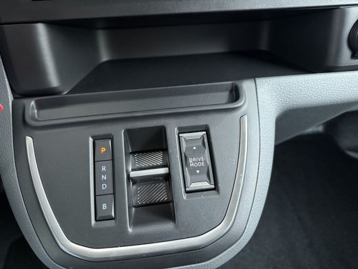 Fiat E-Scudo L3H1 50kWh DUBBELE CABINE BLACK EDITION | Achterdeuren met ruiten | Airco | Metaalkleur ActivLease financial lease