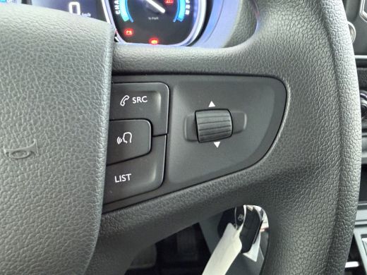 Fiat E-Scudo L3H1 50kWh DUBBELE CABINE BLACK EDITION | Achterdeuren met ruiten | Airco | Metaalkleur ActivLease financial lease